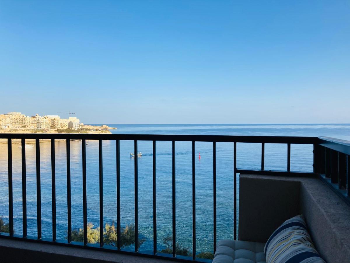 Beach Front High End Apartment, Direct Sea Views. Marsalforn Exterior photo
